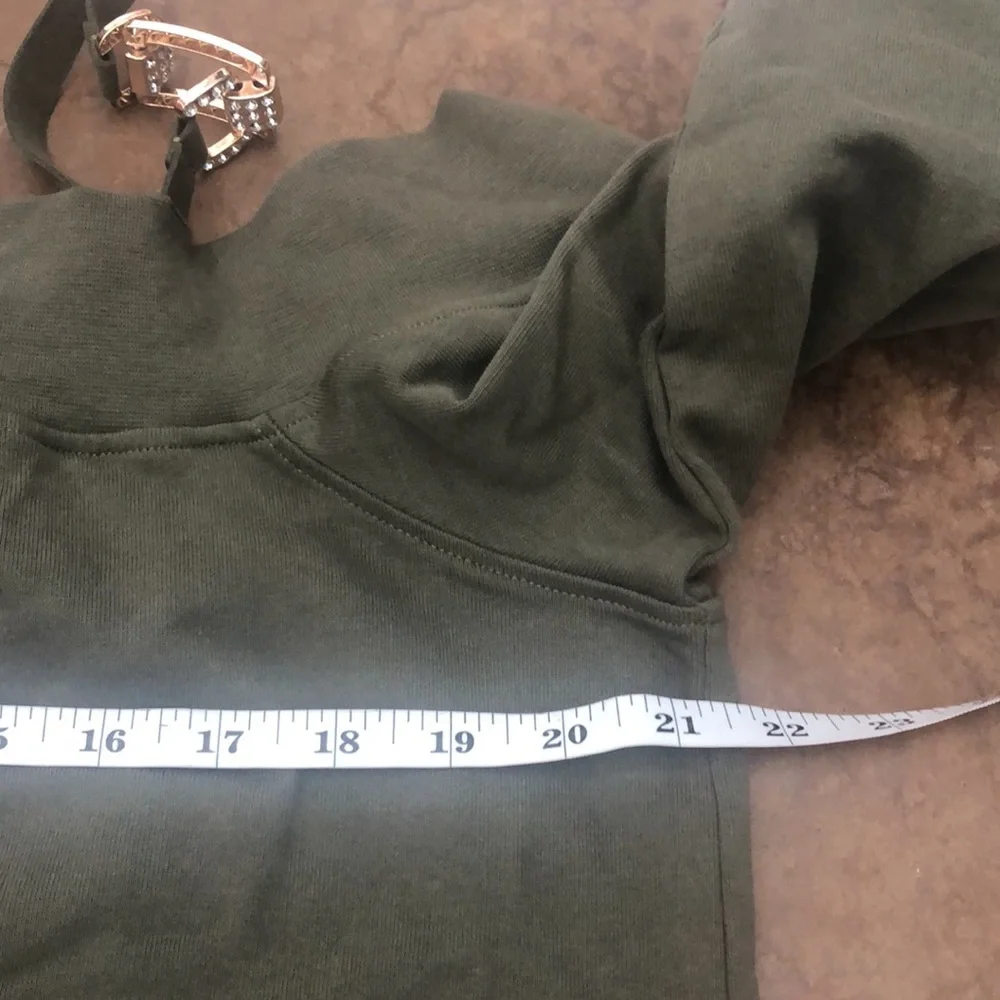 Olive green river island - Picture 6 of 7